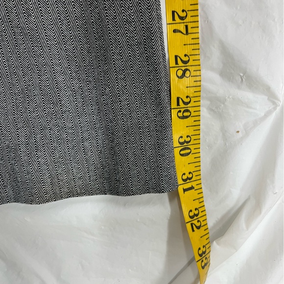 Express Pants. Gray herringbone pattern. Size 10 R - Picture 13 of 14